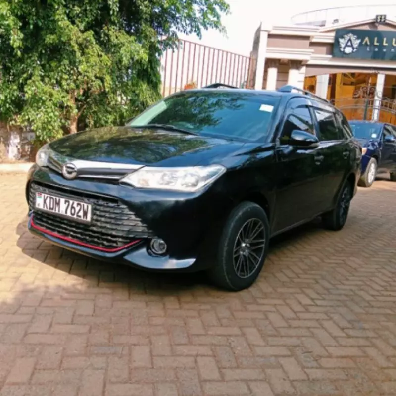 Toyota Fielder    - 2016