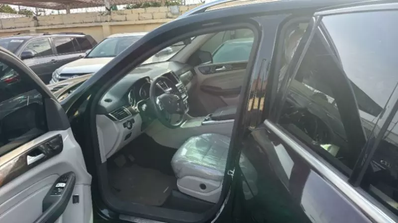 Mercedes-Benz Ml-class   - 2014