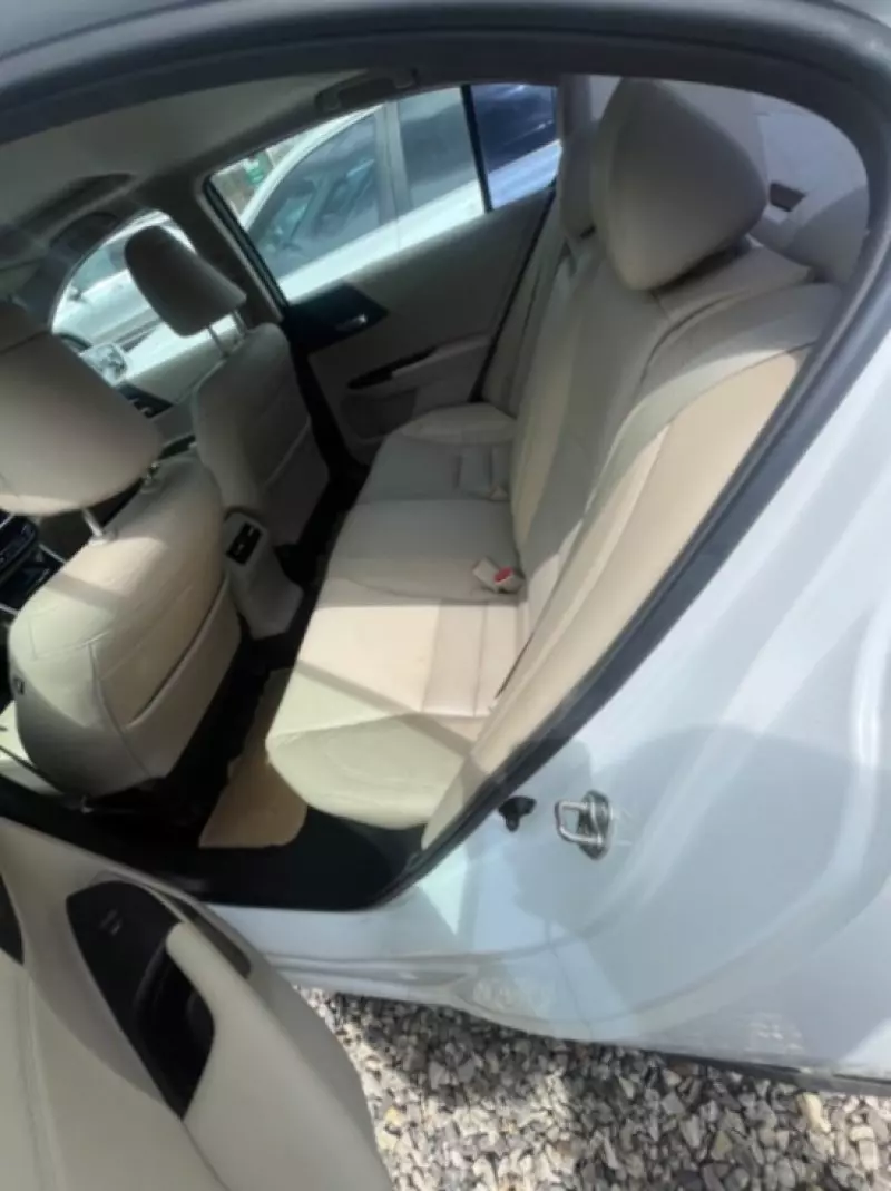 Honda Accord   - 2016