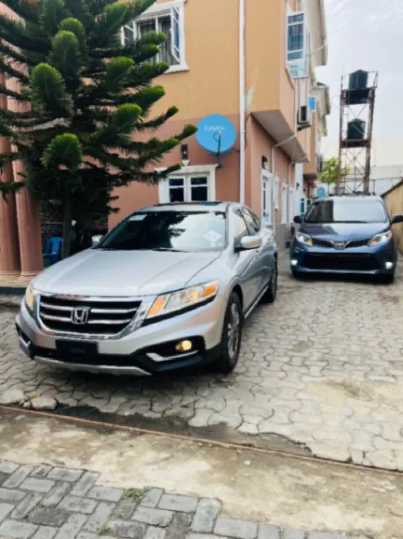 Honda Crosstour   - 2014