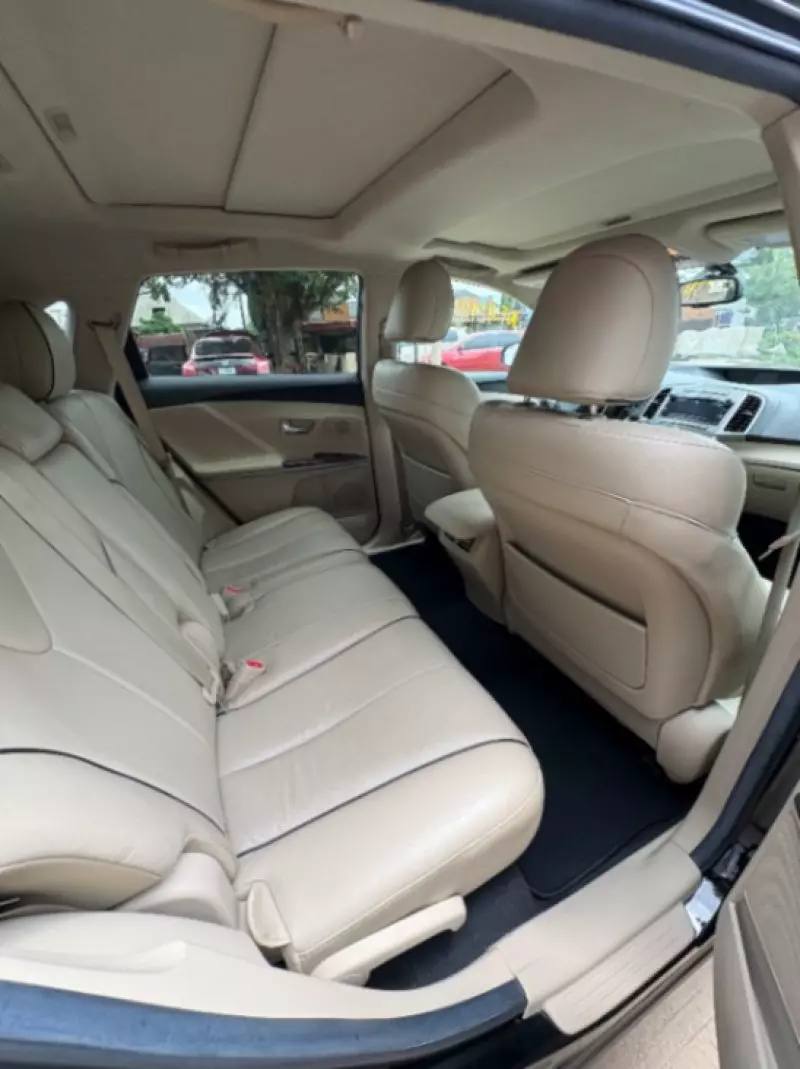TOYOTA Venza   - 2012