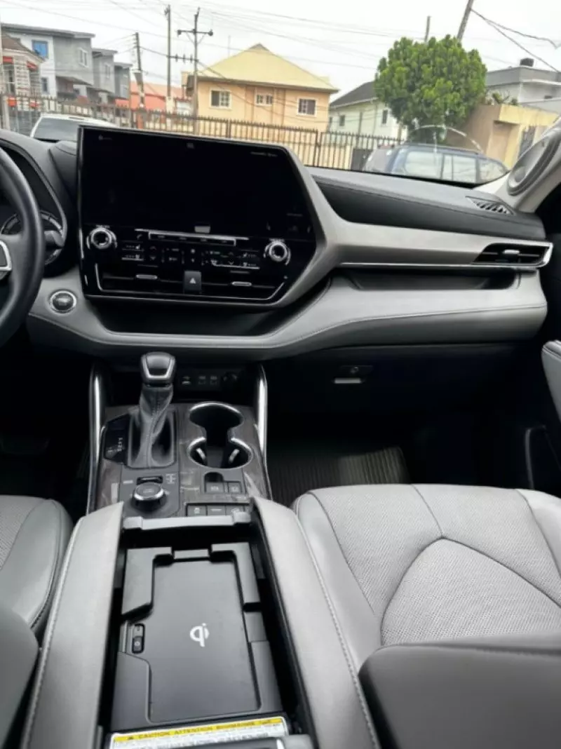 TOYOTA Highlander   - 2022