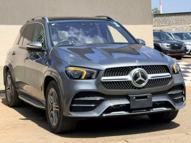Mercedes-Benz GLE 300   - 2020