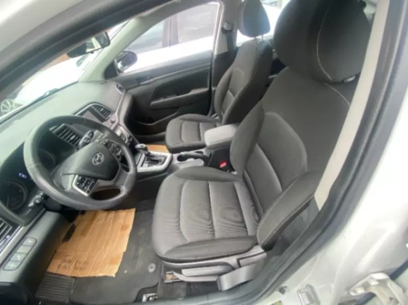 Hyundai Elantra   - 2018