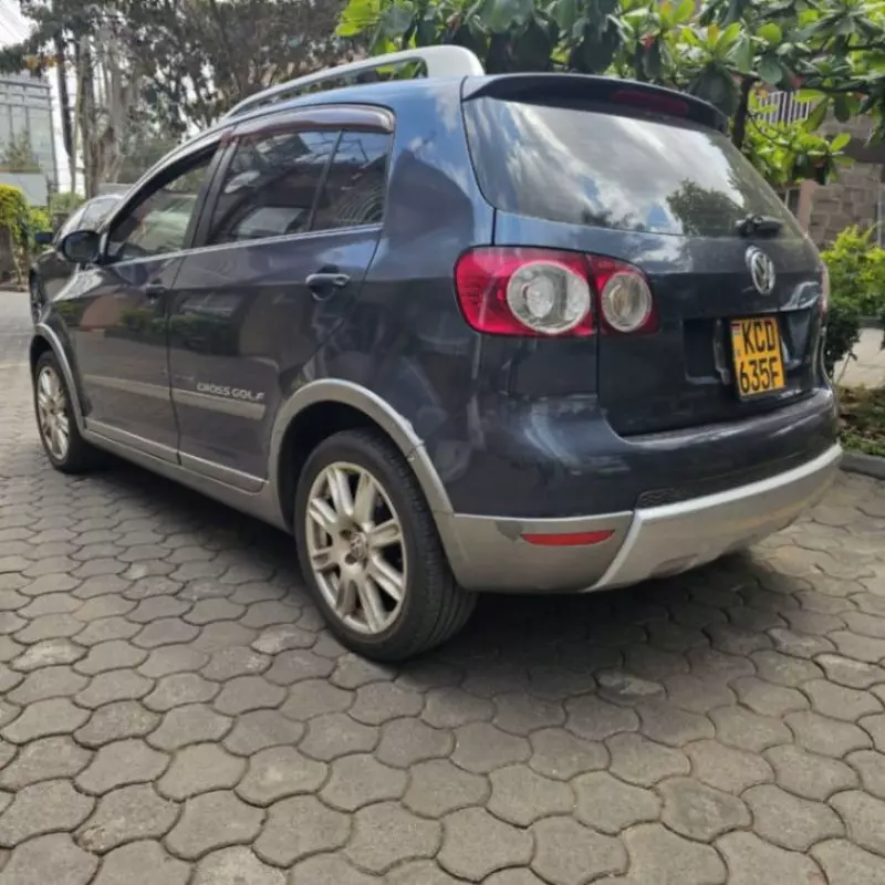 Volkswagen Golf   - 2008