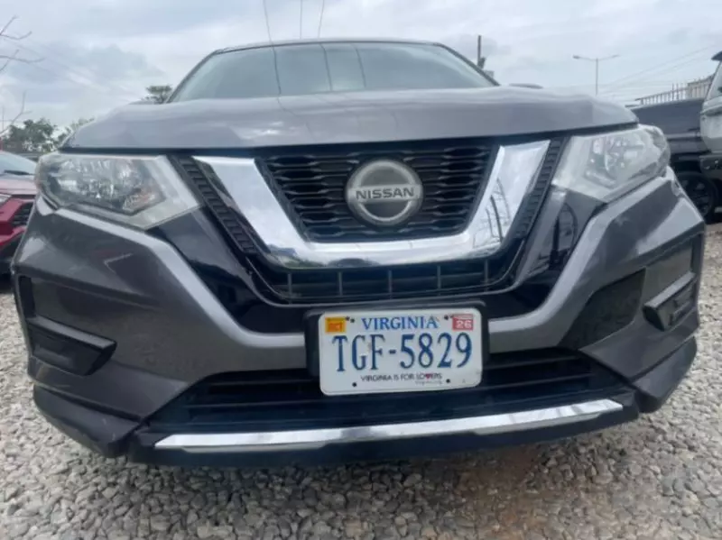 Nissan Rogue   - 2018