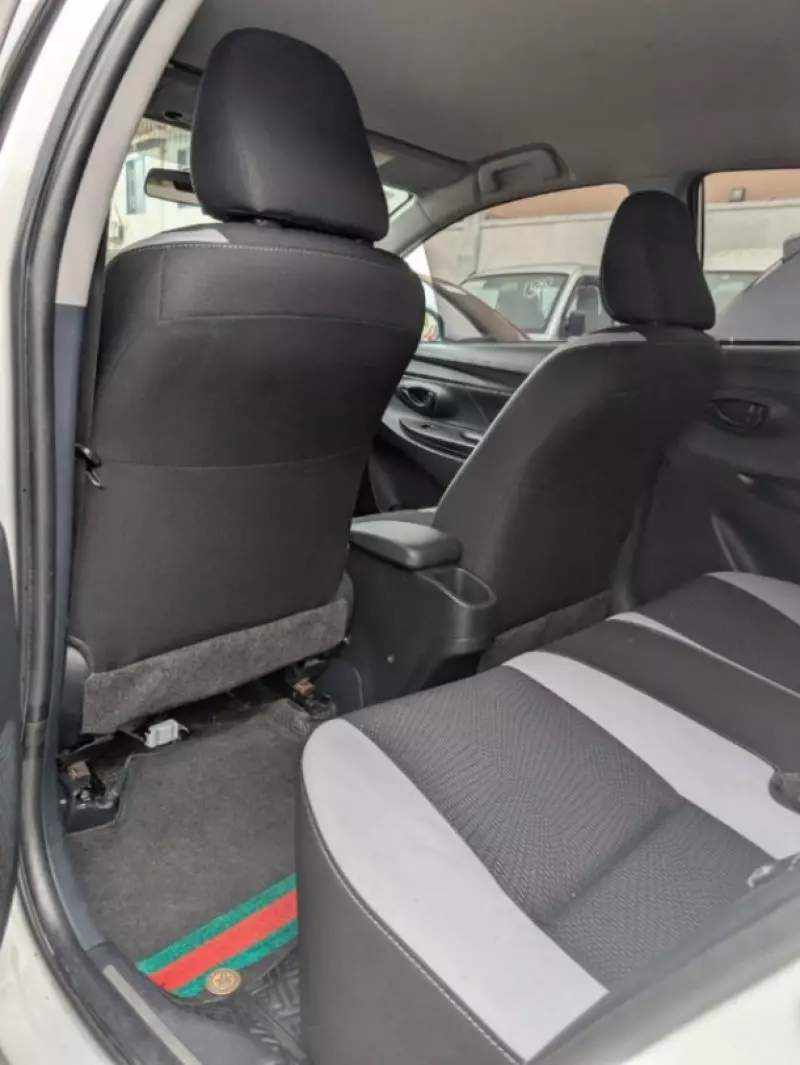 TOYOTA Yaris   - 2022