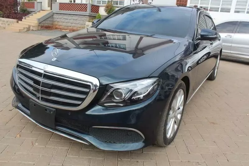 Mercedes-Benz E 400   - 2017