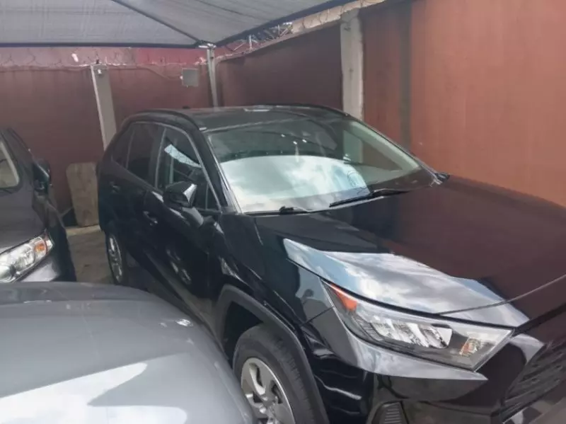 Toyota RAV 4   - 2018