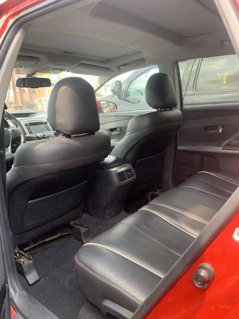 Toyota Venza   - 2013