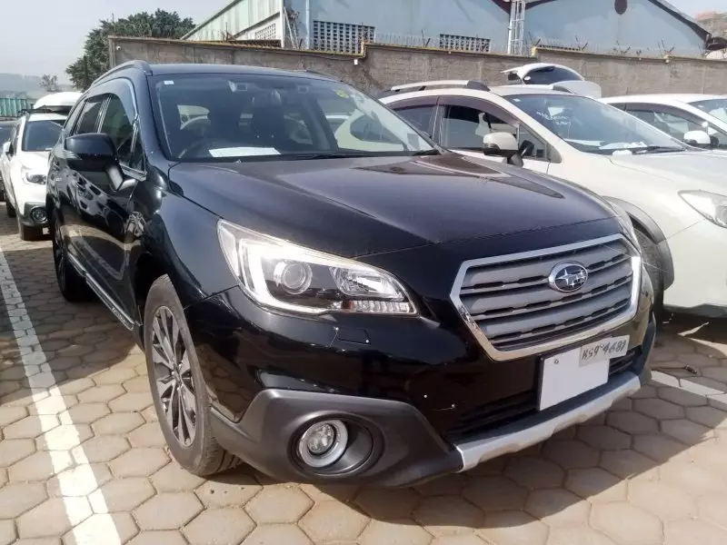 Subaru Outback   - 2017