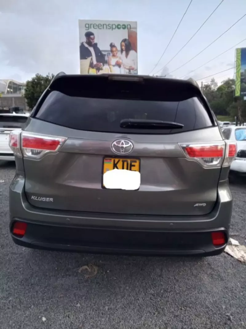 Toyota kluger   - 2014