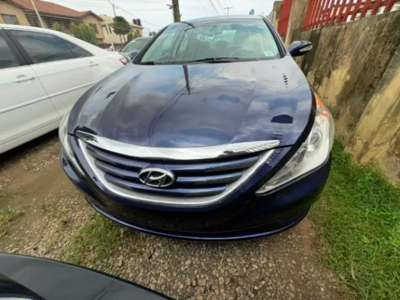 Hyundai Sonata   - 2014