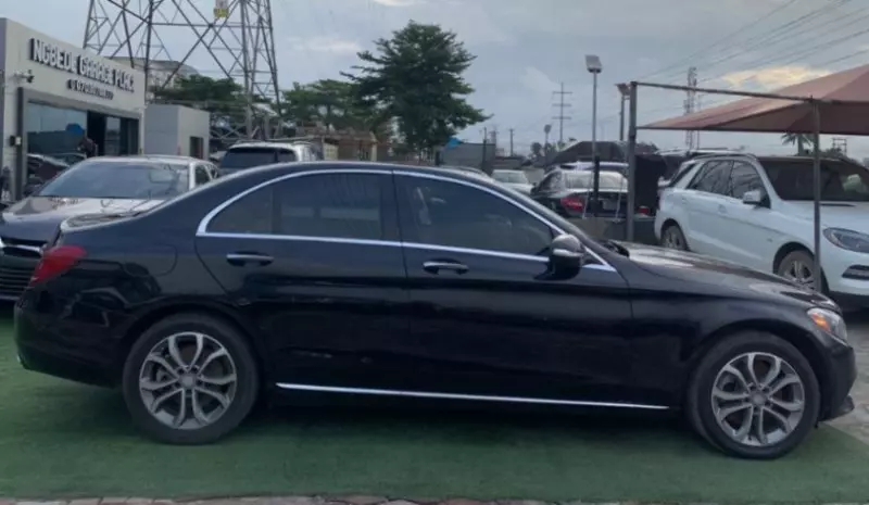 Mercedes-Benz C-Class   - 2015