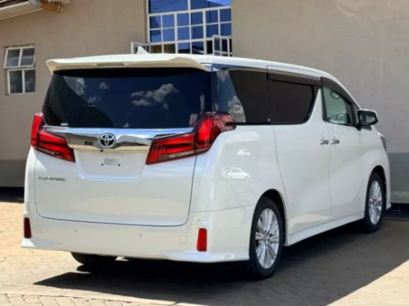 TOYOTA Alphard   - 2019