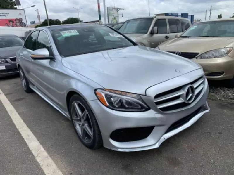 Mercedes-Benz C 300   - 2016