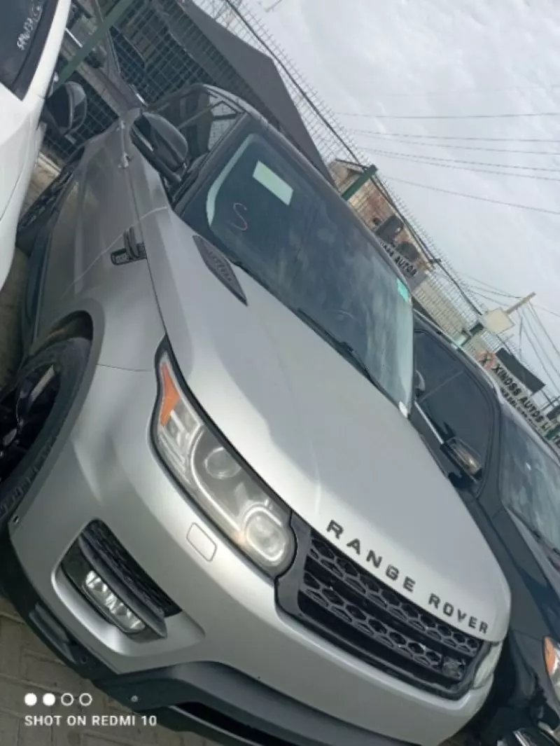 Land Rover Range Rover Sport   - 2014