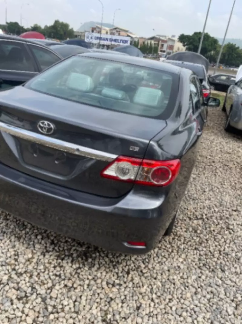 TOYOTA Corolla   - 2013