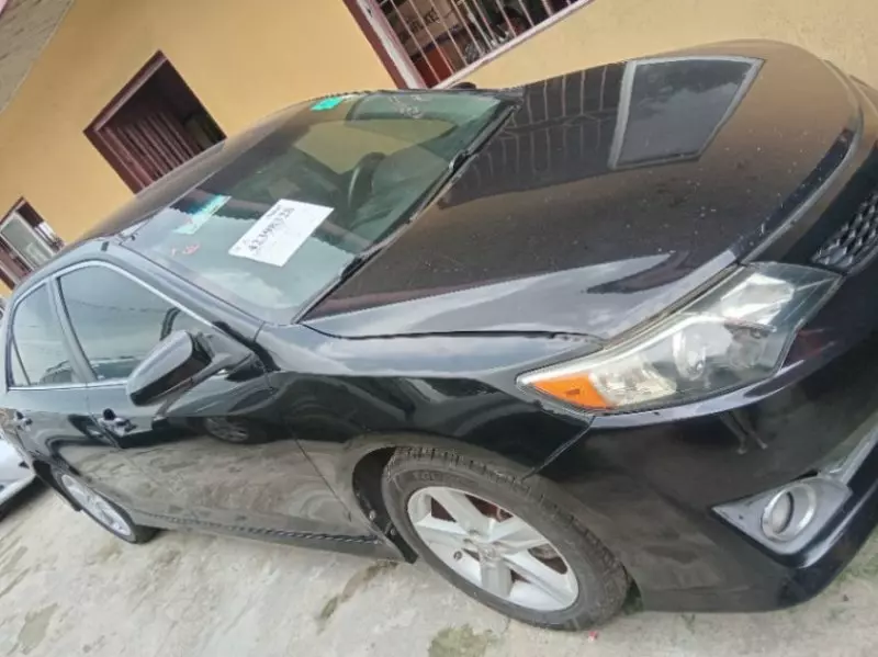 Toyota Camry - 2014