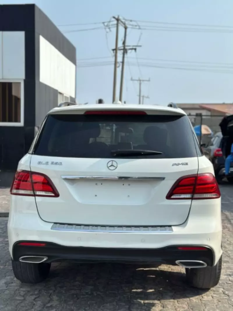Mercedes-Benz GLE 350   - 2017