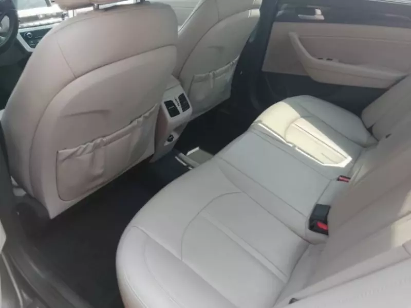 Hyundai Sonata   - 2015