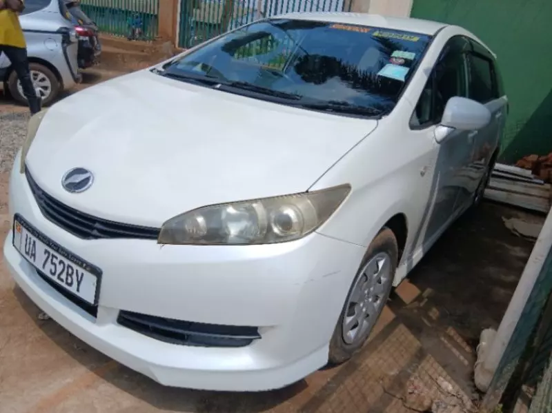 Toyota Wish   - 2012