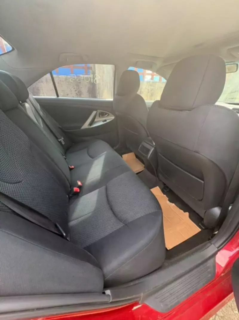 TOYOTA Camry   - 2010