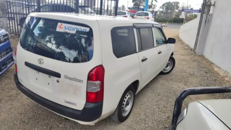 Toyota Probox    - 2018