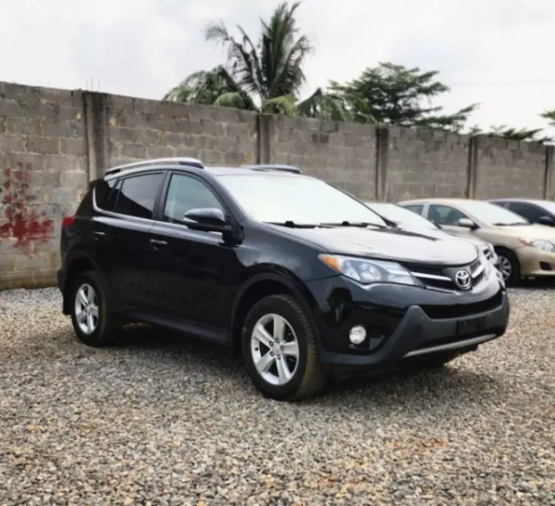 Toyota RAV 4   - 2014