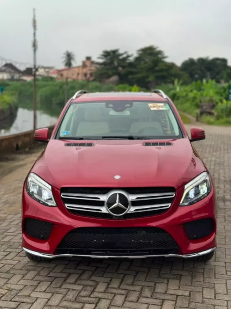 Mercedes-Benz GLE 350   - 2016
