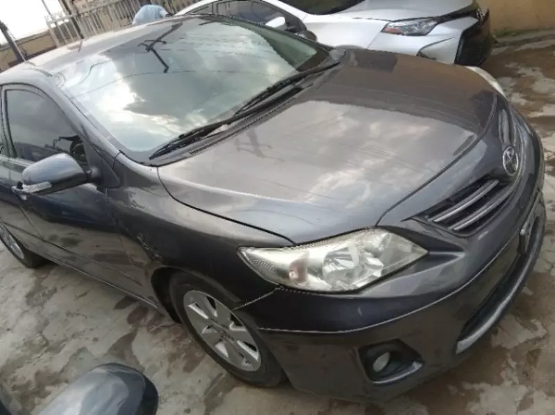 Toyota Corolla   - 2009