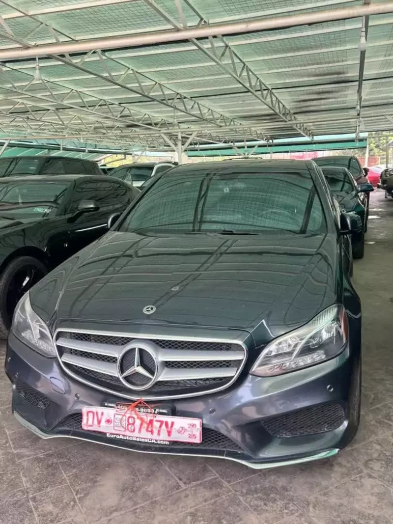 Mercedes-Benz E350   - 2016
