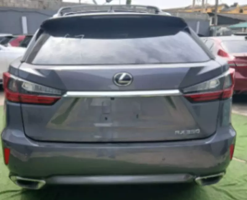 Lexus RX   - 2017