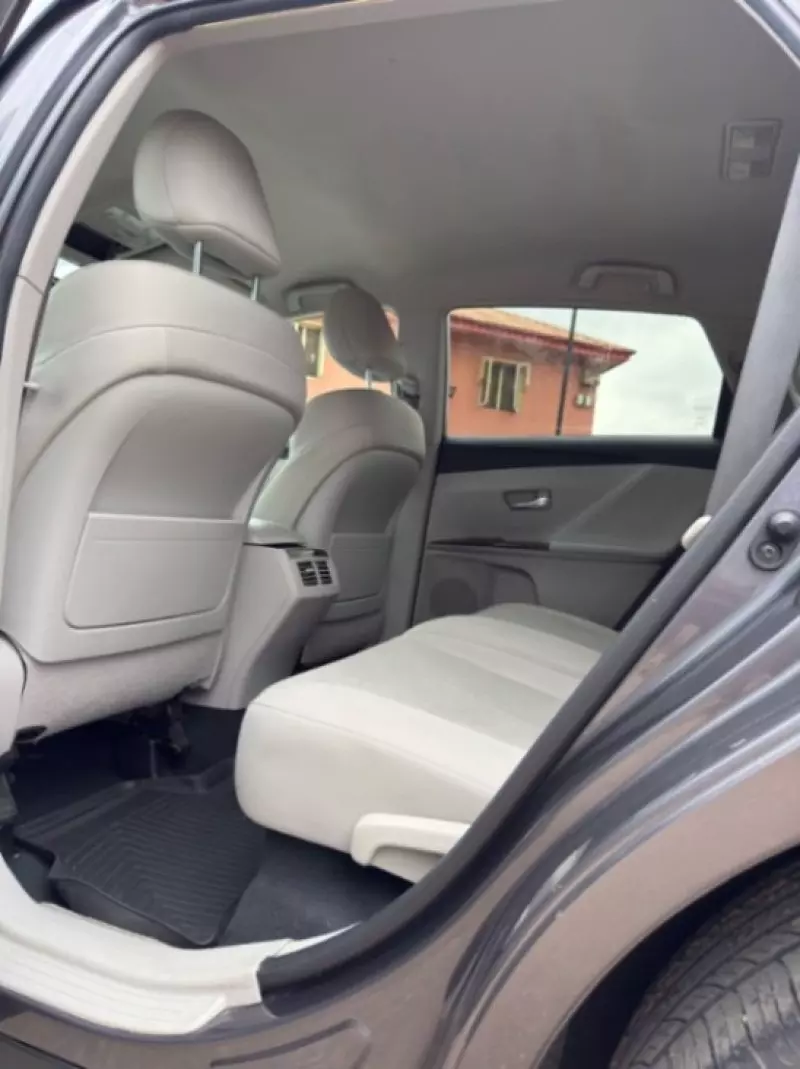 TOYOTA Venza - 2015
