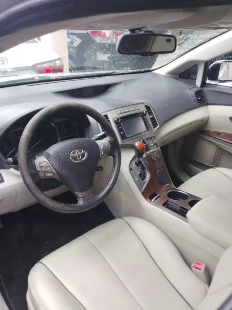 Toyota Venza - 2010
