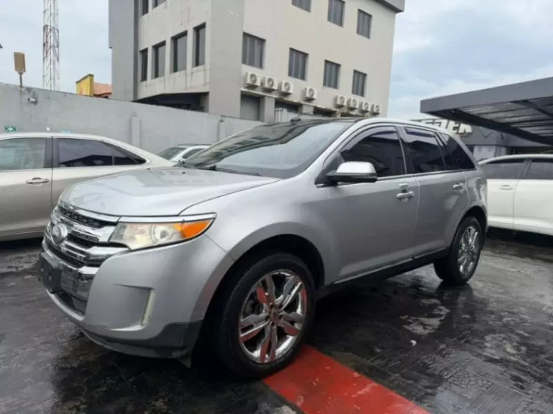 Ford Edge   - 2013