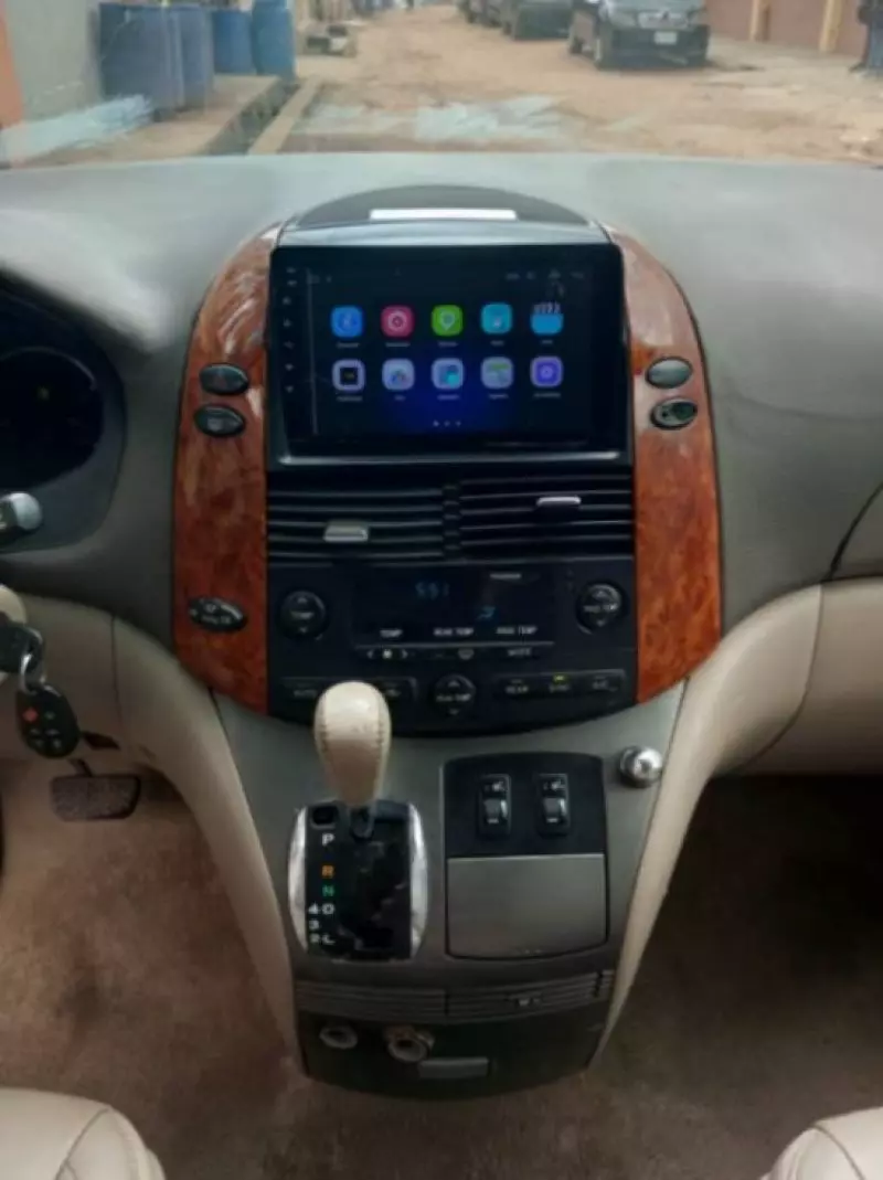 Toyota Sienna   - 2007