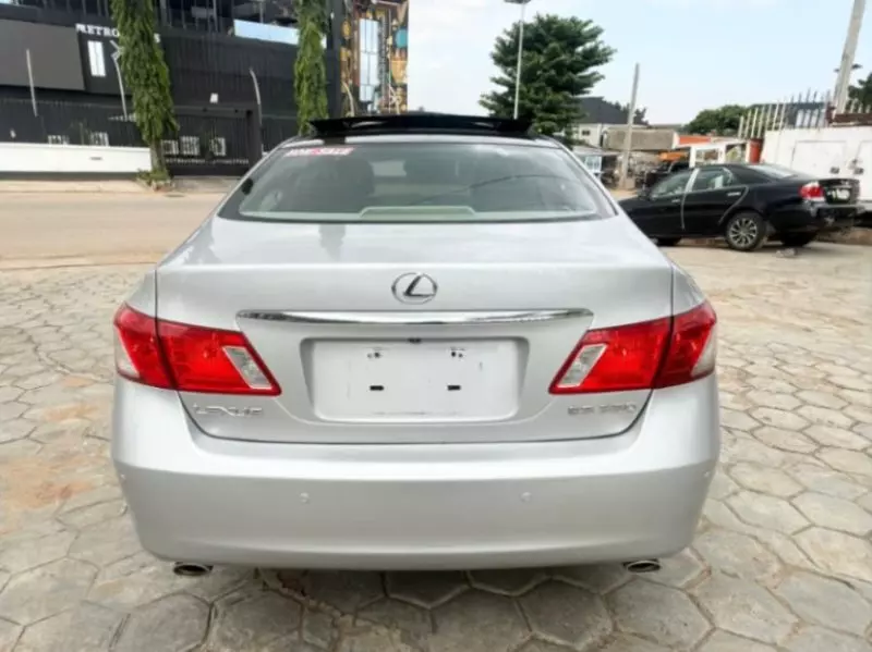 Lexus ES   - 2008