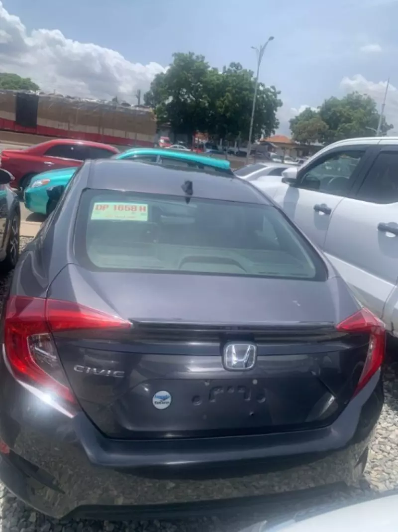Honda Civic - 2018