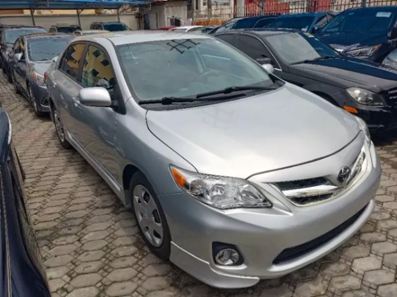 Toyota Corolla   - 2013