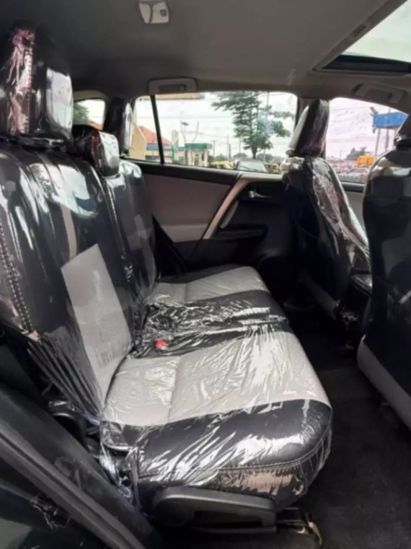 TOYOTA RAV 4   - 2015