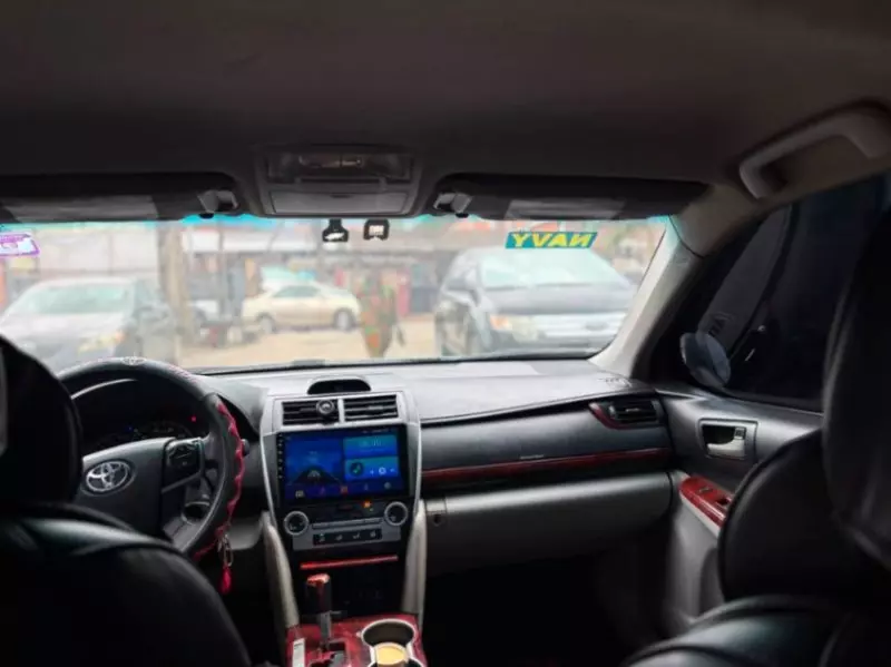 TOYOTA Camry   - 2012