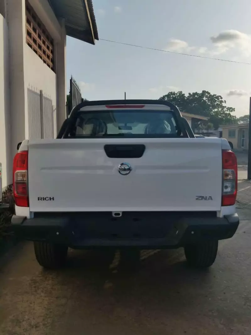 Nissan Rich 6   - 2026