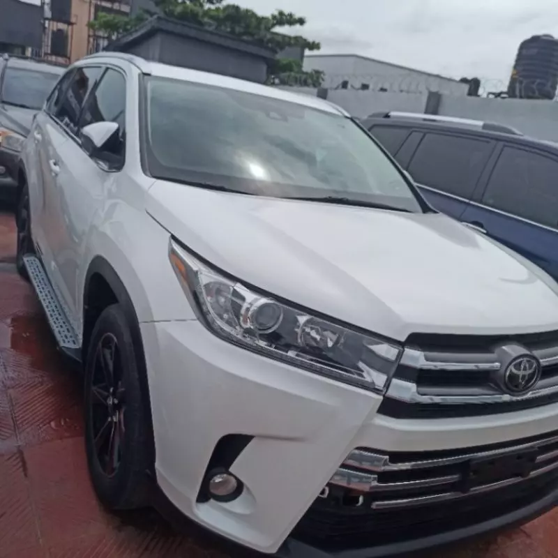 TOYOTA Highlander - 2018