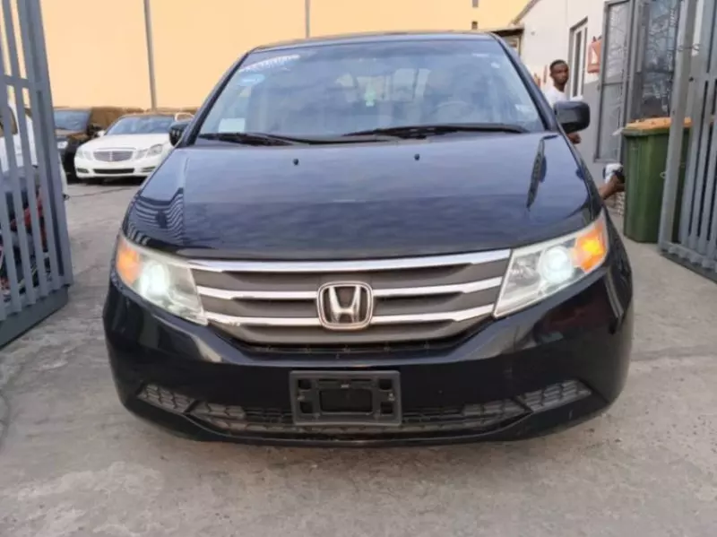 Honda Odyssey   - 2011