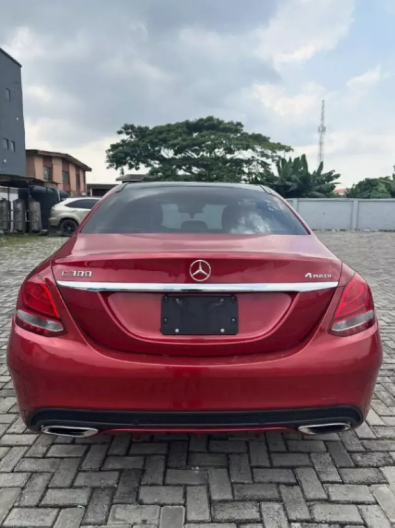 Mercedes-Benz C 300   - 2016