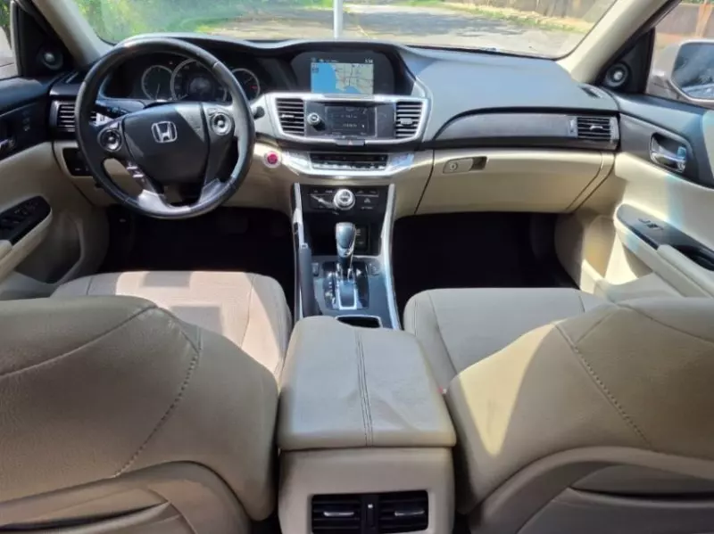 Honda Accord   - 2013