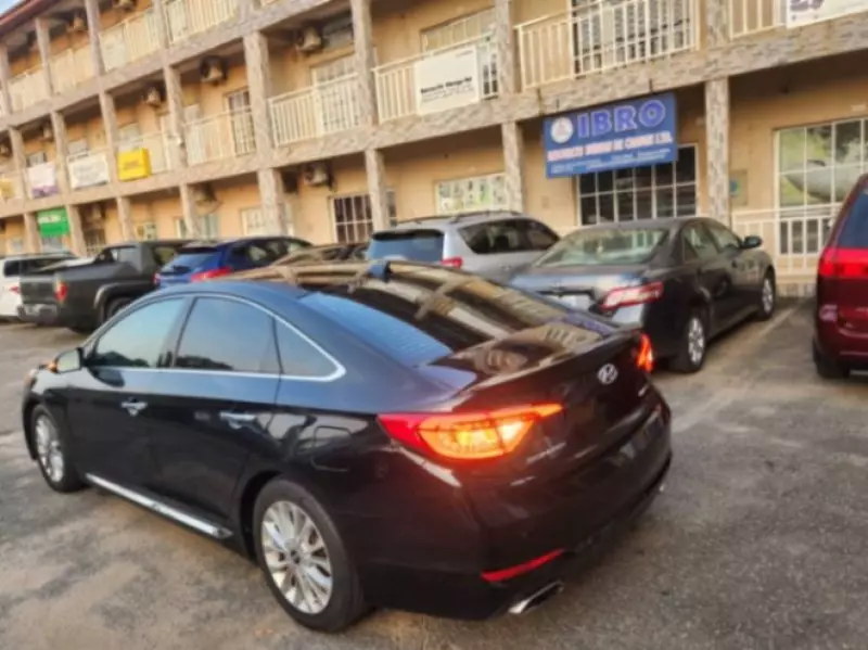 Hyundai Sonata   - 2015
