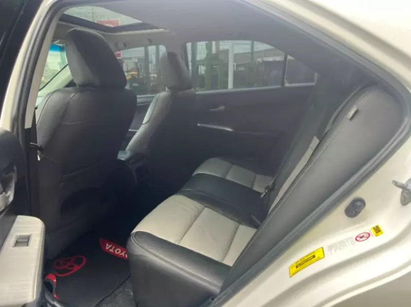 TOYOTA Camry   - 2012