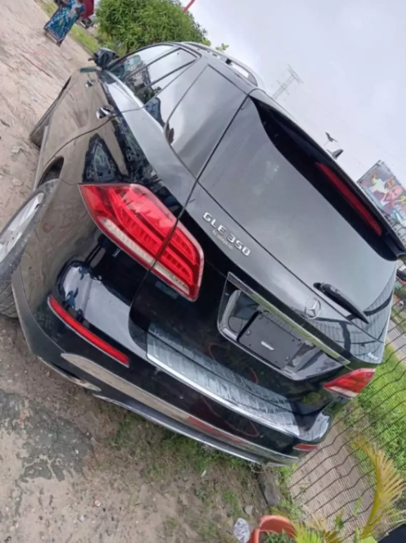Mercedes-Benz GLE 350   - 2016